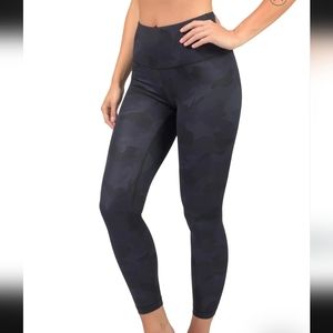Yogalicious Black Camo Leggings